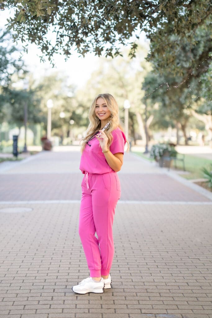 College Station photographer captures Texas A&M graduation session with nursing props
